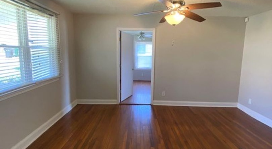 Minutes from Uptown! Updated 3 Bedroom!