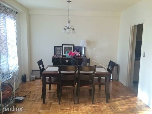 Spacious 1 Bedroom Condo Apt with Beautiful Garden Views - Parking - Pets Welcome / White Plains