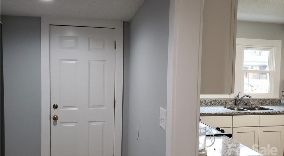 Room in 2 Bedroom Home at Liberty Dr SW