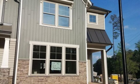 Houses Near UNC Room in 3 Bedroom Townhome at Metropolitan Dr for University of North Carolina Students in Chapel Hill, NC