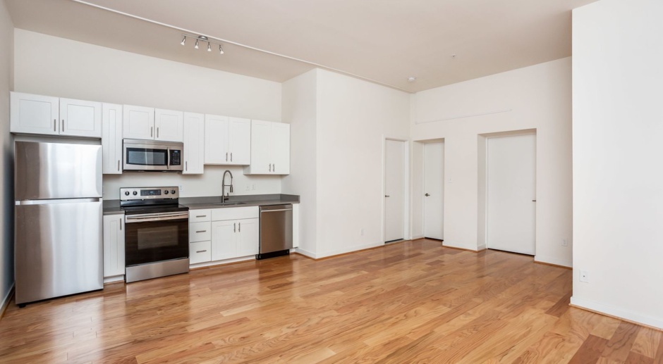 For Rent: Downtown Elegance at 605 Park Ave– Your Urban Haven Awaits!