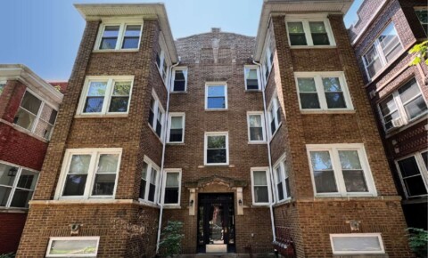 Apartments Near East-West 1421 Rosemont Apts LLC for East-West University Students in Chicago, IL