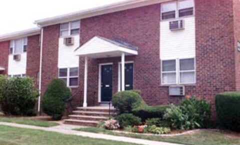 Royal Gardens Off Campus Rutgers Housing College Rentals