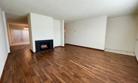 Apartments Near Pierce College 21st St 1144 for Pierce College Students in Woodland Hills, CA