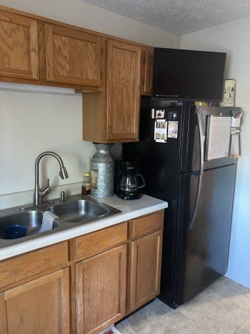 Roommate wanted in a private neighborhood 