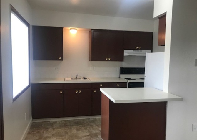 Apartments Near 1 and 2 bedroom apartments near Clark College!!