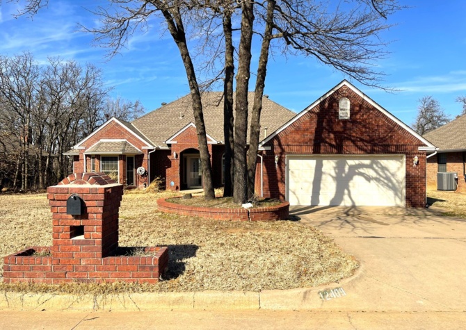 Houses Near Welcome to this beautiful 4-bedroom, 3-bathroom home located in the heart of Oklahoma City, OK.