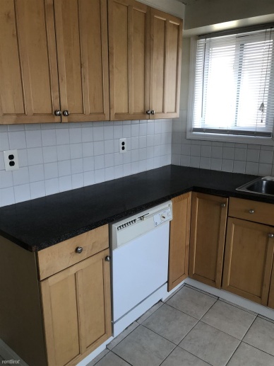 Lovely 2 Bedroom Apartment 2nd Floor Private Home- Washer- H/HW Incl. Yonkers