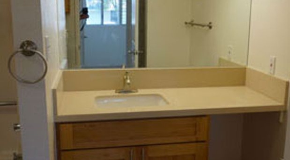 2 Bedroom, 1 Bath in Waipio Gentry