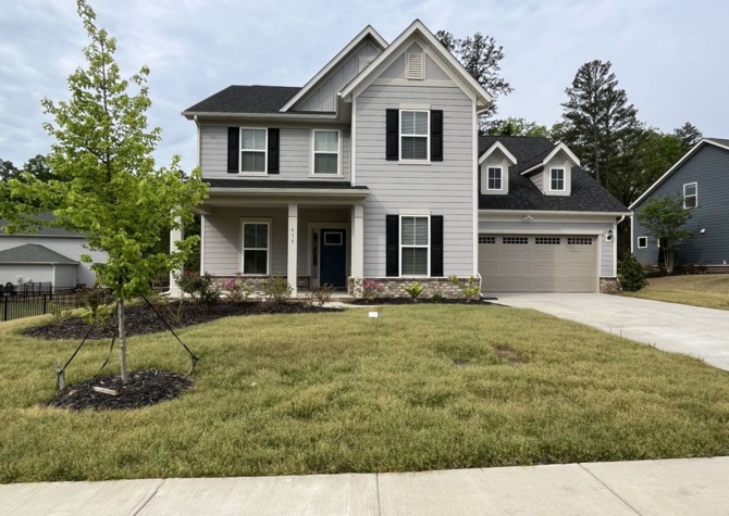 Houses Near Spacious 5 Bed home in Stallings