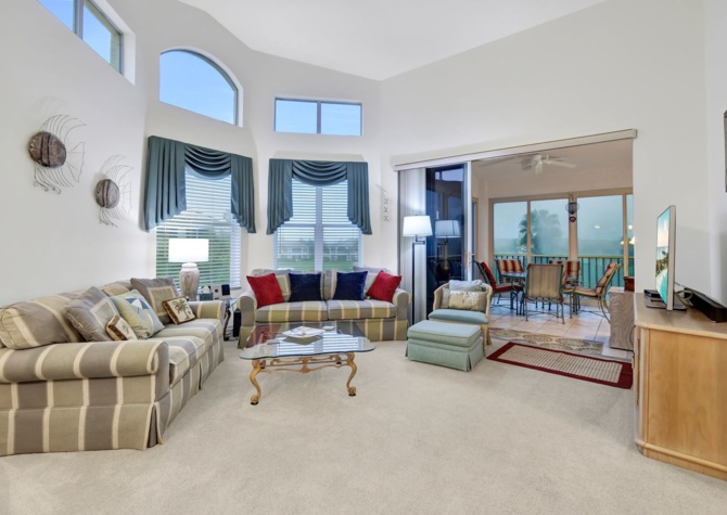 Apartments Near Top Floor, bright End-Unit Condo for Rent in Lexington's Golf Village