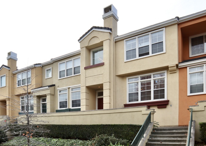 Houses Near Lovely townhome in Liberty Commons - Downtown Fremont!
