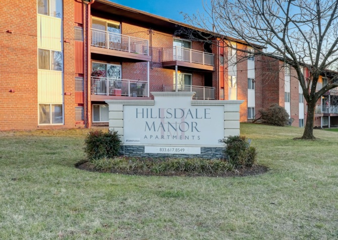 Apartments Near $500 OFF!!! Spacious 2 bedroom in West Forest Park - Move In Special!!!
