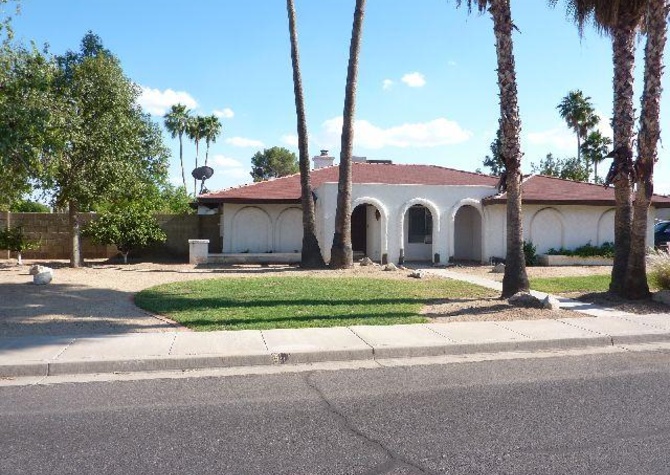 Houses Near 3BR, 2BA GORGEOUS MESA HOME WITH FENCED POOL AND LARGE YARD!!