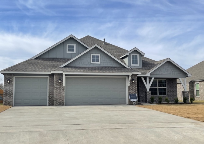 Houses Near 11918 N 130th E Ave - Spacious and Newer 4/2/3 , Owasso schools!