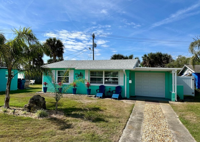 Houses Near Ormond Beachside Bungalow FOR LEASE! Walk To The Beach Every Day!