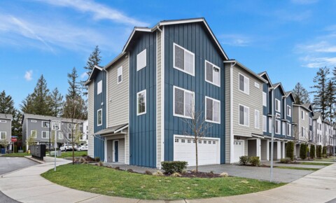 Houses Near Everett Lake Stevens 4 bedroom Home - Like NEW CONDITION for Everett Students in Everett, WA