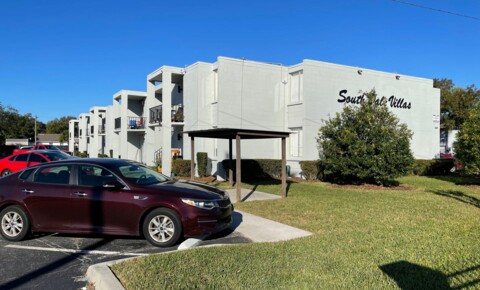 Apartments Near The Academy South Dale Villas for International Academy of Design and Technology Students in Tampa, FL