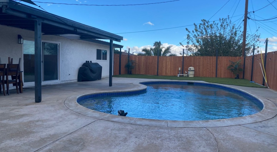 3 bedroom 2 bth with a pool!! Coming Soon!