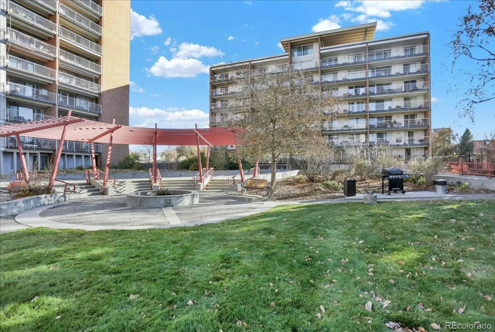 Apartments Near Argosy University-Denver 1 bed/1 bath near Rose Medical - Parking and Amenities! for Argosy University-Denver Students in Denver, CO