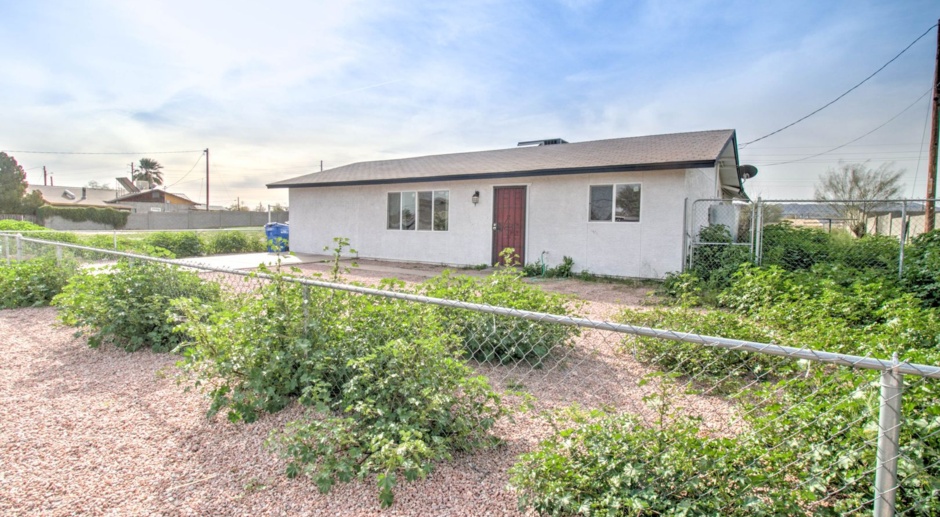 3 Bed + 2 Bath + 1,208 SF Gorgeous Remodel in South Phoenix (24th Street/Broadway Road)