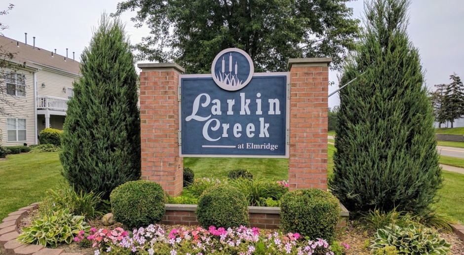 Larkin Creek Luxury Apartments