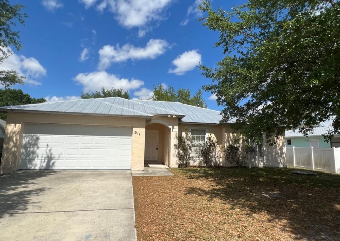 Houses Near COZY 3 BEDROOM, 2 BATH WITH TILE THROUGHOUT IN CENTRAL PSL!