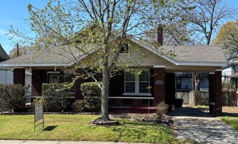 Houses Near Memphis Institute of Barbering Now Available, Beautiful Home 4 Bedroom/2 1/2 Bath @  443 N. Avalon  for Memphis Institute of Barbering Students in Memphis, TN