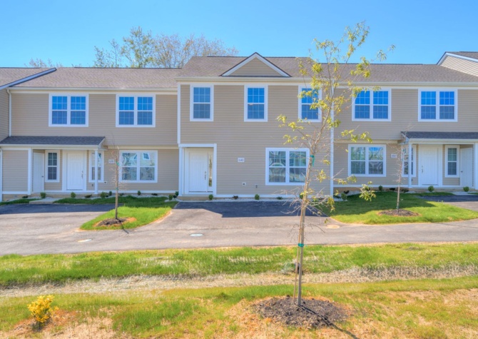 Houses Near 1330 Providence Blvd | 3 Bed 3.5 Bath Townhome | August 16th
