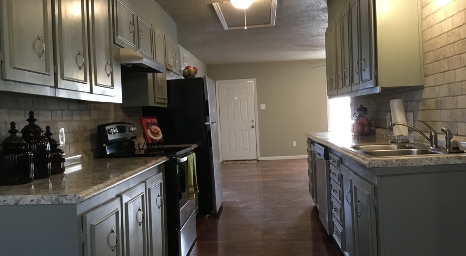 PRE -LEASING FOR AUGUST 1ST! 3 Bed/ 2 bath Completely Remodeled! Close to TTU!