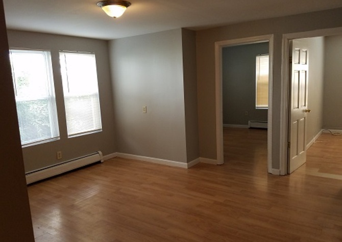 Houses Near $1,650-3Bed/1Bath in downtown Nashua