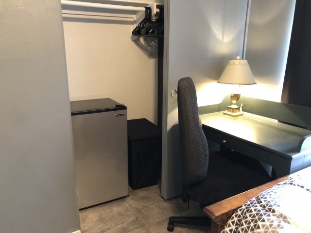 CSUF Nice Furnished Room for Rent