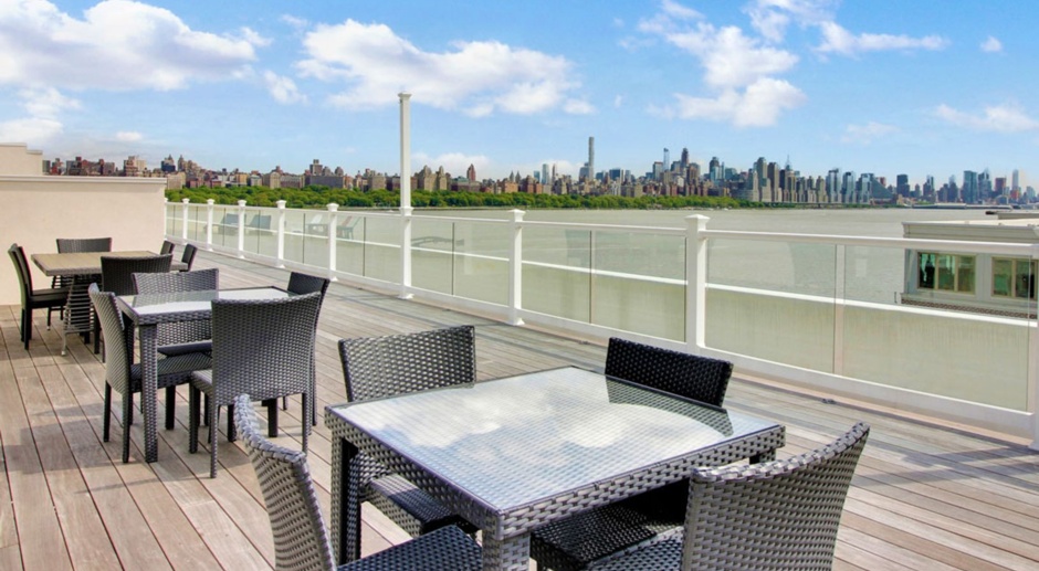 1/Bedroom at Edgewater's top waterfront location. 