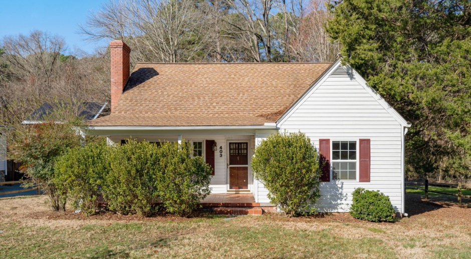Available Soon! Adorable 2 bedroom home in Carrboro!