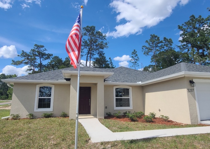 Houses Near 3 Bedroom in North Marion Oaks 