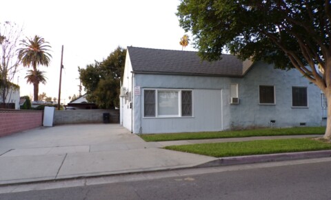Houses Near Cal Baptist Studio with kitchen and bathroom. for California Baptist University Students in Riverside, CA