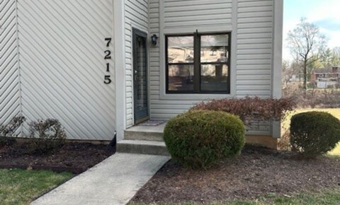 Houses Near Hollins 2-Possible 3 Bedroom Townhome in North County for Hollins University Students in Roanoke, VA