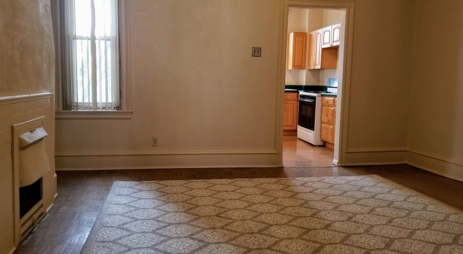 Spacious Three Bedroom in Oakland! Decorative Fireplaces & Lots Of Natural Light! Call Today! 