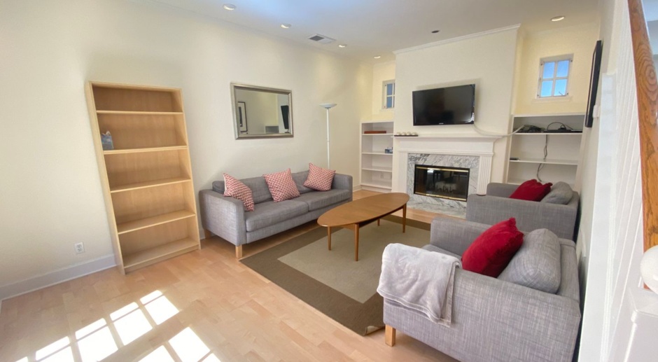Advent - SHORT TERM FURNISHED RENTAL North Berkeley Townhouse in Gated Development!!