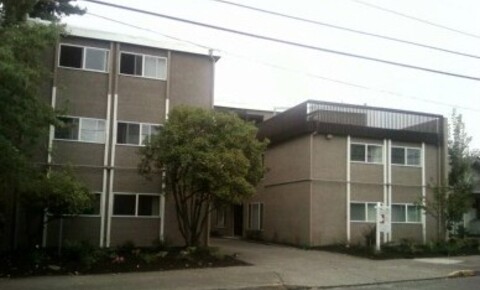 Apartments Near EBC hang05 1893 Garden Ave for Eugene Bible College Students in Eugene, OR